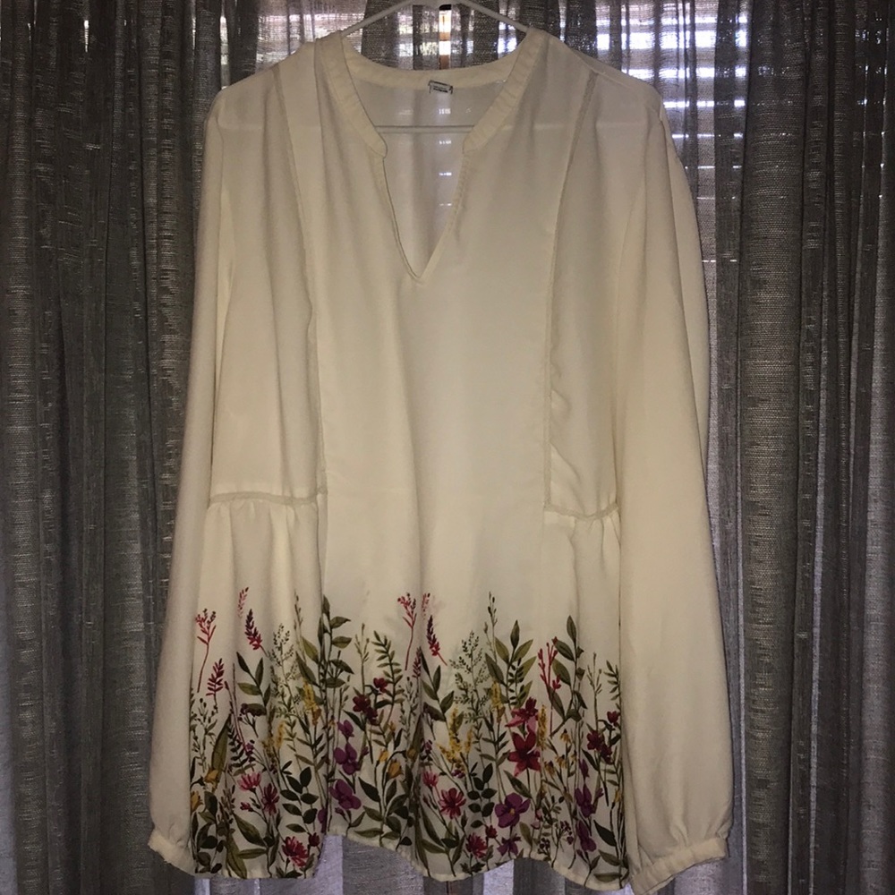 OLD NAVY flowy long sleeve blouse